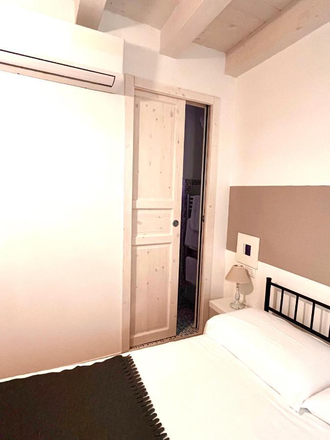 Residenza Serena B&B -Centro Storico Mantova Exterior photo