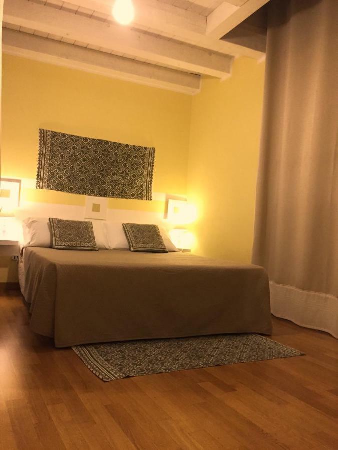 Residenza Serena B&B -Centro Storico Mantova Exterior photo